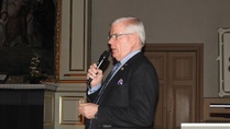 Risto toivotti runsaslukuisen yleisön tervetulleeksi konserttiimme 14.2.2018.