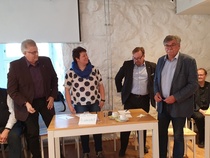 Viiden klubin leikkimielinen tietovisailu pidettiin
Partalan Kuninkaankartanossa 9.5.19.