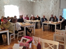 Viiden klubin leikkimielinen tietovisailu pidettiin
Partalan Kuninkaankartanossa 9.5.19.