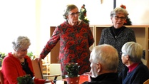Järjestimme omaishoitajille perinteisen jouluruokailun Juvakodissa 21.11.23