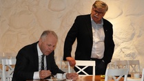 Ministeri Jari Leppä vieraili klubissa 12.4.22.