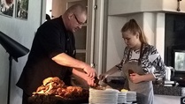 Paluumatkalla söimme särää ravintola Kippurasarvessa.