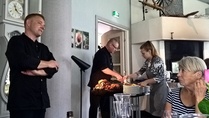 Paluumatkalla söimme särää ravintola Kippurasarvessa.