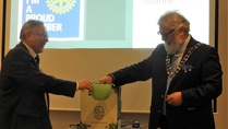 Piirikuvernööri Kauko Salo vieraili klubissa 8.10.19.