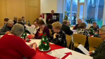 Omaishoitajille järjestettiin ohjelmallinen ruokailutapahtuma Juvakodissa 22.11.2016.