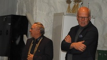 Kysymysten vuoro.