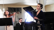 Saimme nauttia kauniista musiikista.