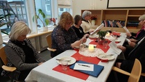 Järjestimme perinteisen omaishoitajien jouluruokailun 26.11. Juva kodissa.