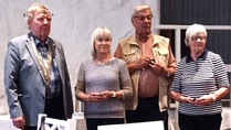 Viikkokokouksessa 5.8 presidentti luovutti kolmannet PHF- tunnukset Anjalle, Harrylle ja Ingalle.