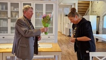 Klubin kokouspaikkana on toiminut Partalan Kuninkaankartano yli 14 vuotta. Paula on lopettamassa yritystoiminnan elokuun lopussa, joten nyt oli jäähyväisten aika.