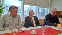 Perinteinen omaishoitajien jouluruokailu Juva kodissa.