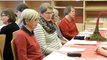Omaishoitajille järjestettiin ohjelmallinen jouluruokailu tapahtuma Juva Kodilla 30.11.17.