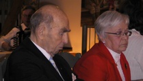 Pikkujoulu pitopalvelu Höökillä 28.11.2008.
Rainer ja Pirkko pikkujouluissa.